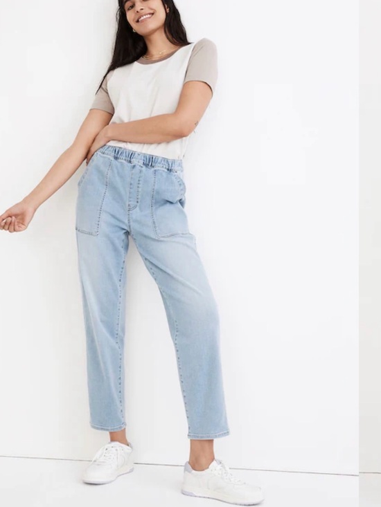Madewell Denim - Madewell Pull-On Relaxed Jeans in Bellview Wash Size XS